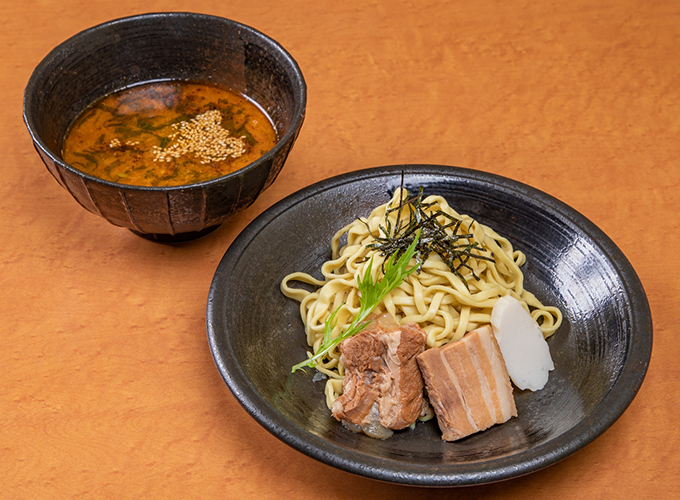 創作沖縄そばの特徴